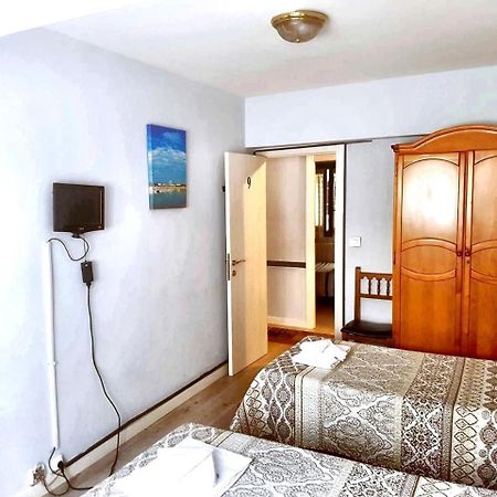 Hostal El Pesquero Burgos Luaran gambar