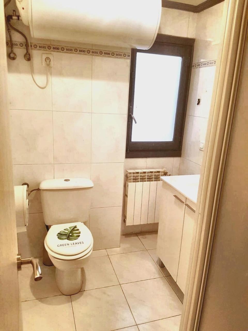 Hostal El Pesquero Burgos Luaran gambar